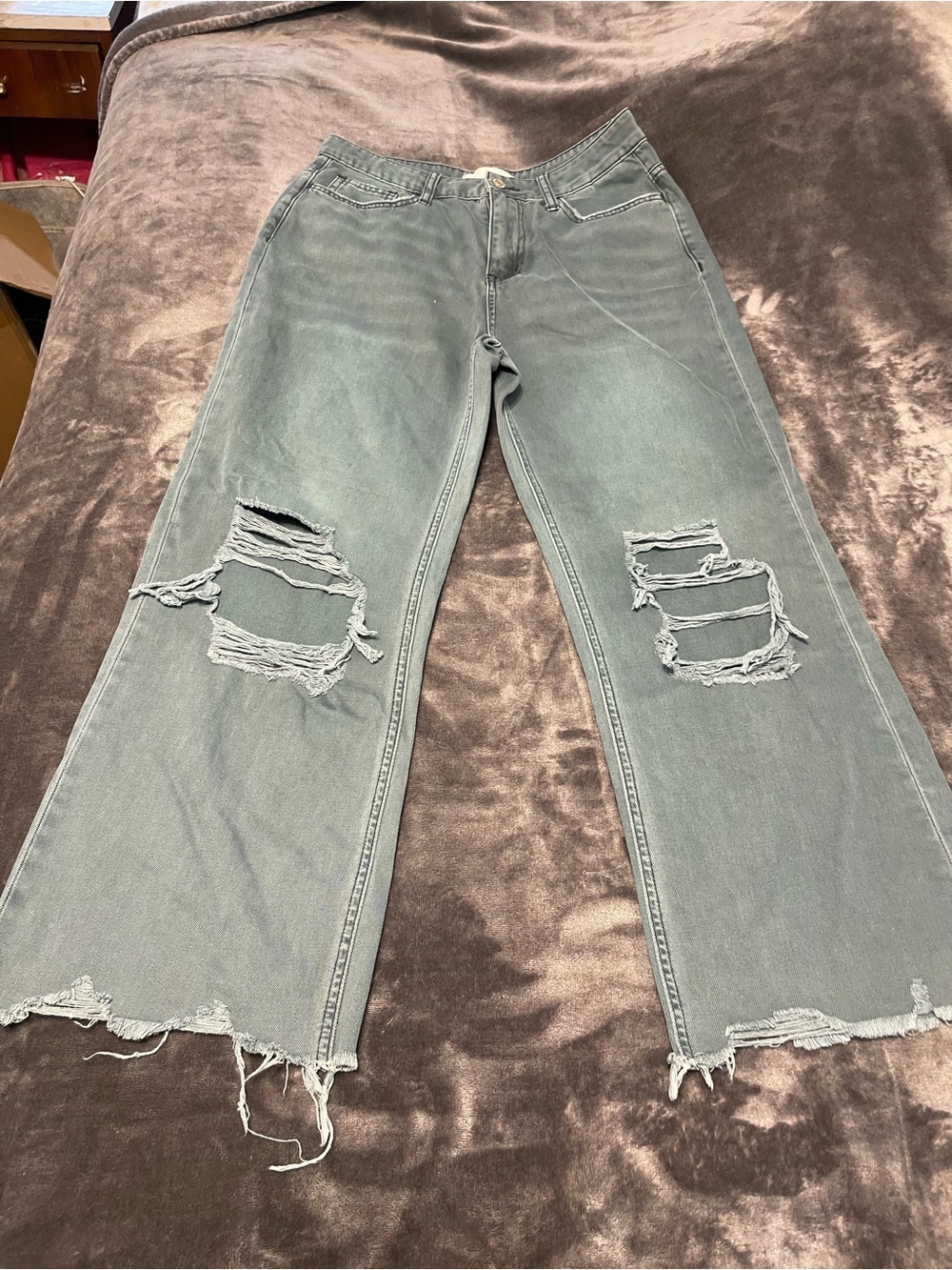 Women’s vervet cropped Distressed Wide-Leg Jeans - green
